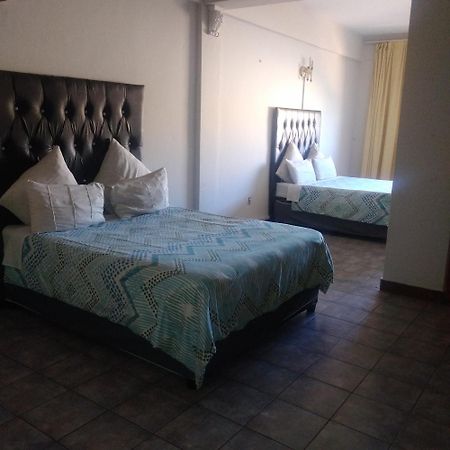 Tassili Lodge Kempton Park Dış mekan fotoğraf