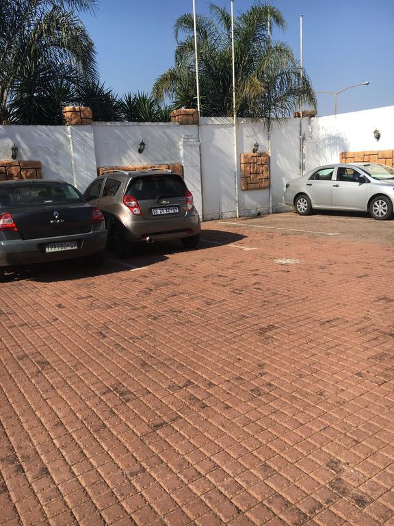 Tassili Lodge Kempton Park Dış mekan fotoğraf