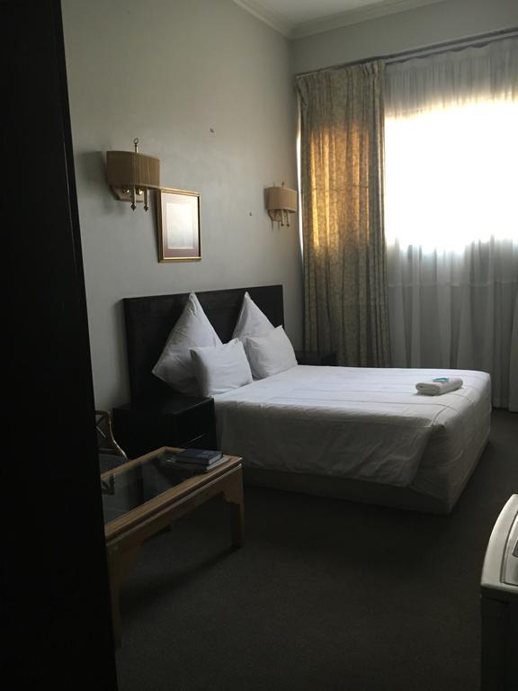 Tassili Lodge Kempton Park Dış mekan fotoğraf
